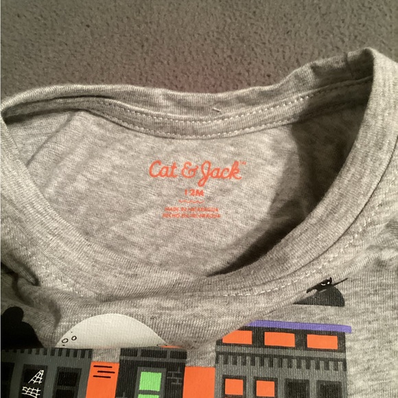Cat & Jack Halloween I Spy shirt Size 12mo - Picture 3 of 3